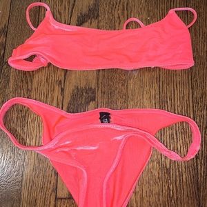 Triangl Romy Coral Velvet Set (S/S)